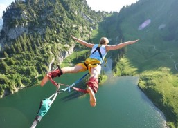 中国体彩网：中超亚足联技术分暴跌至第十五位 未来亚冠参赛资格仅余一席