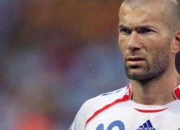 中国体彩网官方首页|弗里克公开敲打更衣室，巴萨紧急动员誓夺西超杯重振旗鼓