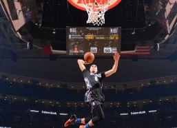 中国体彩网：一次未果，再续锋芒！张弛补时绝杀改写历史，成队史最年长进球者